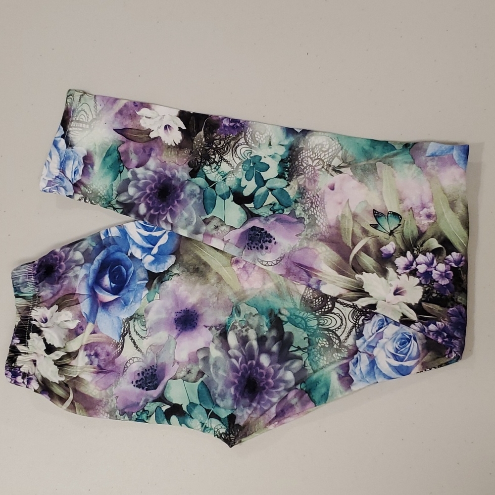 New Mix Colorful collage butterflies lace flowers fits to sz.12 comfortably